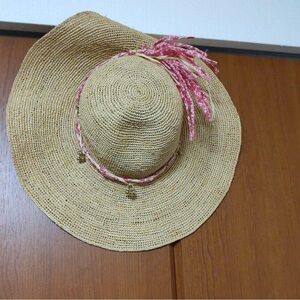 Bonpoint Straw Hat with Pink Ribbon
